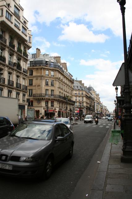 71 - Paris - Rue de Rivoli