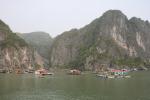 102 - Baie d'Halong - Village de pêcheurs