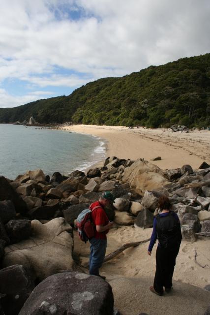 Christmas 2012 - 026 - Jean-Luc, Lydie & Tonga Quarry Beach, Abel Tasman