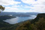 16 - Lake Waikaremoana, getting closer to Panekire Hut