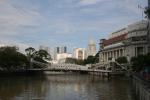 Singapore - 06 - Cavenagh Bridge and Esplanade Theatre