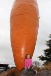 Ohakune 02 - Sophie and the giant carrot